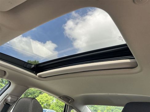 Used 2024 Honda Accord EX image 15