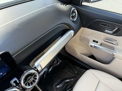 New 2026 Mercedes-Benz GLB 250 250 4MATIC image 25