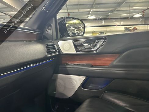 Used 2023 Lincoln Navigator L Reserve image 19