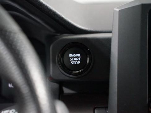 Certified 2025 Toyota Tacoma SR5 RWD image 18