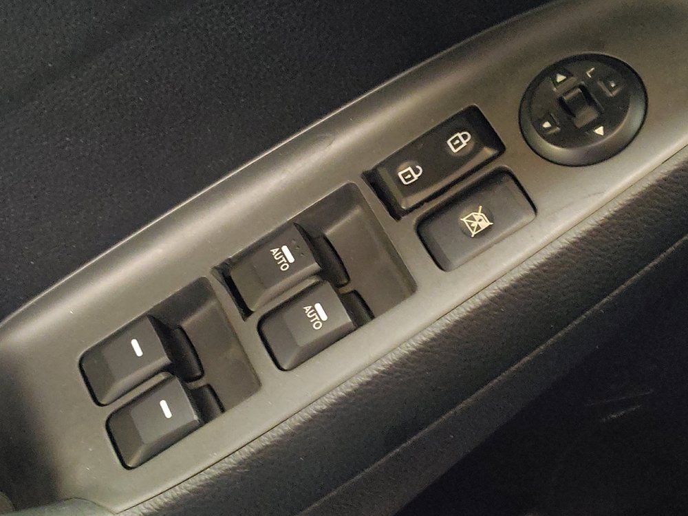 Used 2018 Kia Forte S FWD image 27