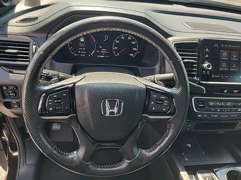 Used 2024 Honda Ridgeline Black Edition image 8