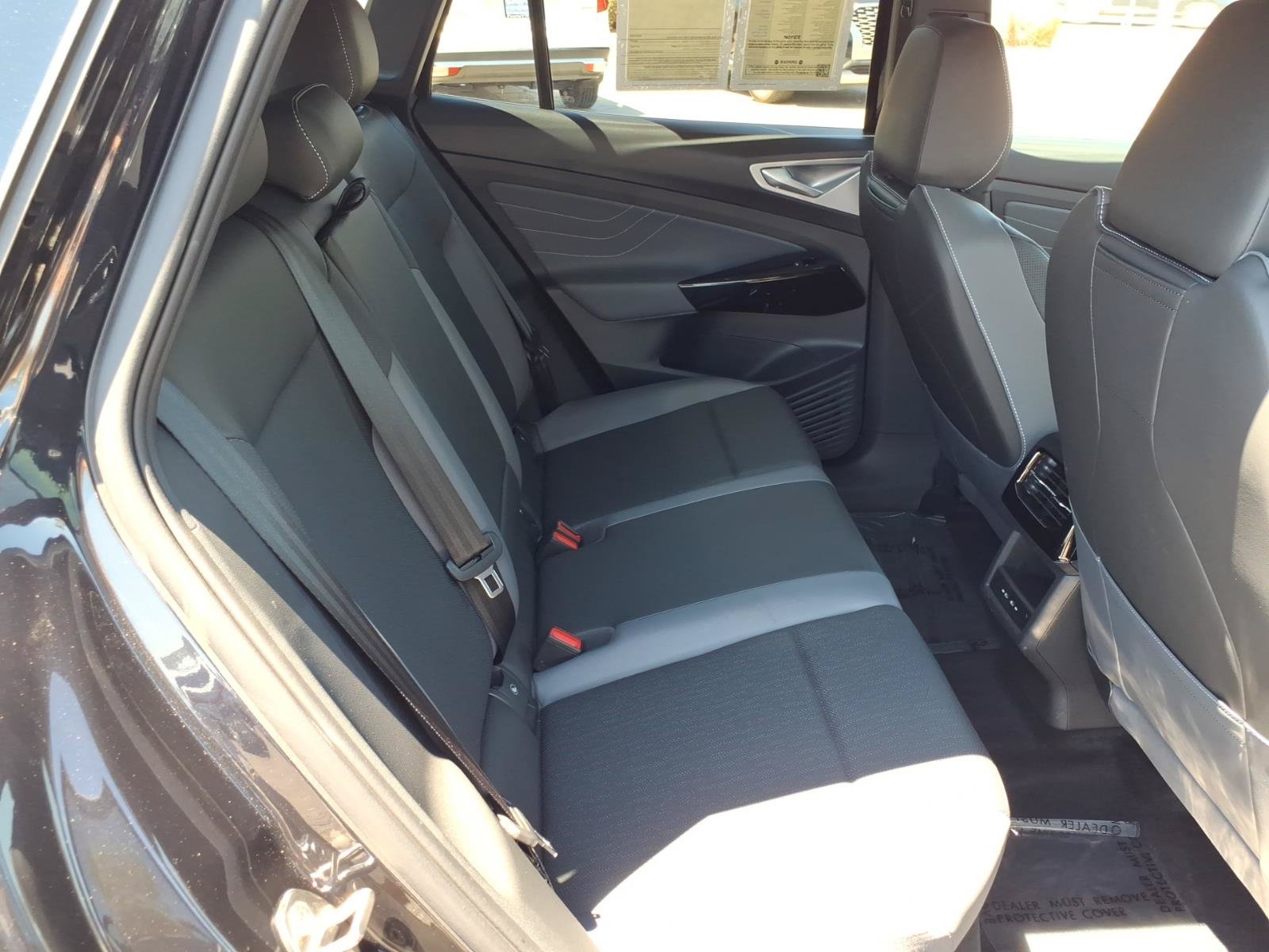 Certified 2025 Volkswagen ID.4 Pro S RWD image 14