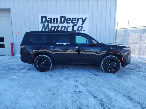 New 2026 Jeep Grand Wagoneer Limited image 13