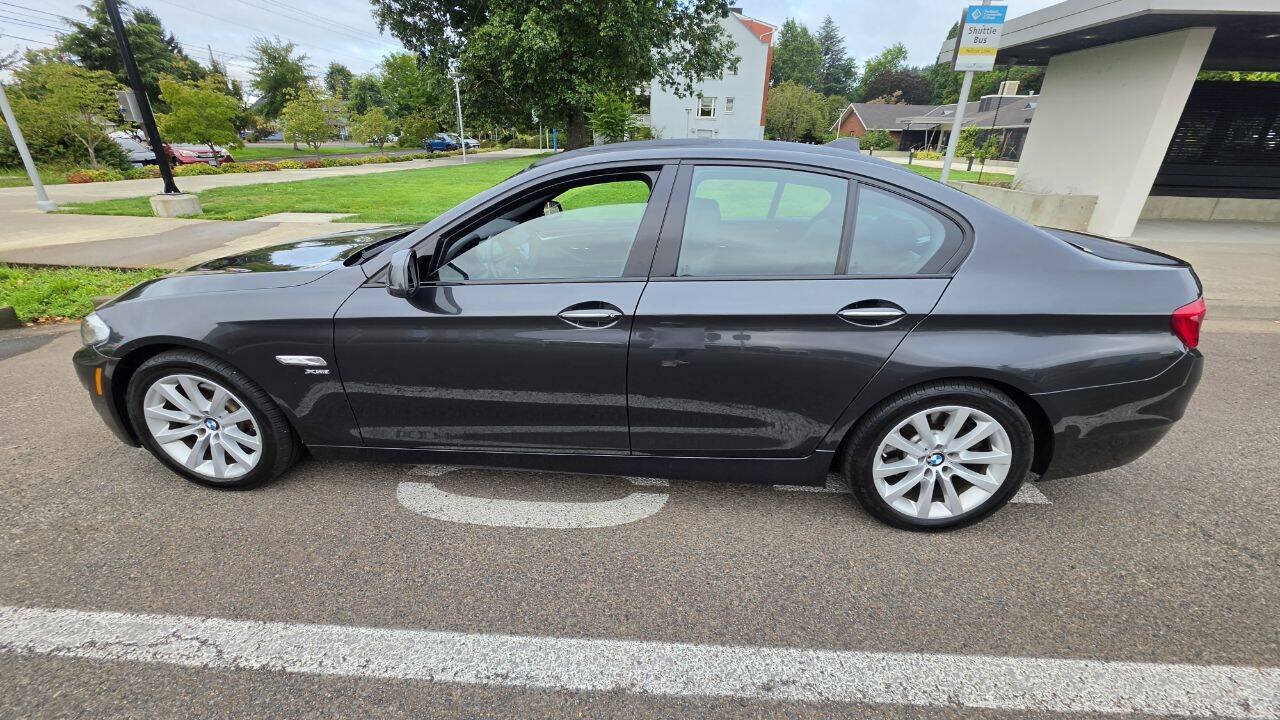 Used 2012 BMW 528i xDrive Sedan AWD/4WD image 10
