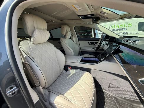 Used 2023 Mercedes-Benz S 580 S 580 4MATIC Sedan 4D image 36