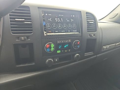 Used 2011 Chevrolet Silverado 1500 LT w/ Texas Edition RWD image 14