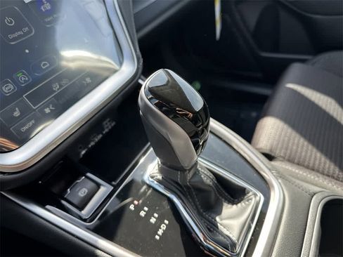 Used 2025 Subaru Outback Premium w/ Popular Package #1 image 17