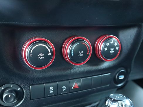 Used 2017 Jeep Wrangler Unlimited Sport w/ Quick Order Package 24S image 19