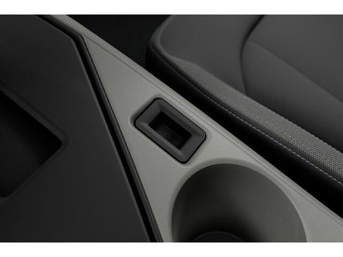 Certified 2025 Subaru Crosstrek 2.0i Premium w/ Crosstrek Mirror Package image 21