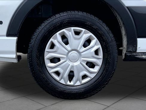 Certified 2025 Ford Transit 350 XLT RWD image 11
