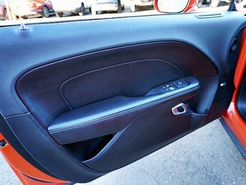 Used 2018 Dodge Challenger T/A image 19