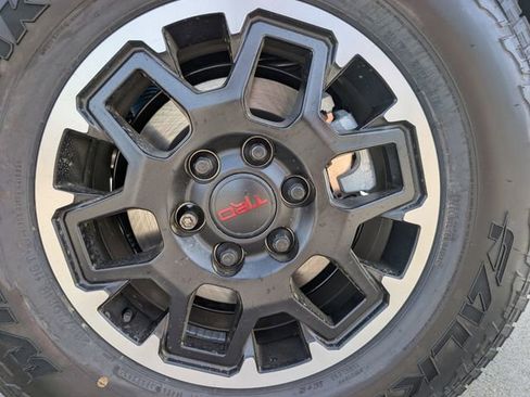 New 2026 Toyota Tacoma TRD Off-Road AWD/4WD image 6