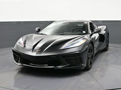 Used 2026 Chevrolet Corvette Stingray Coupe w/ 1LT RWD image 8