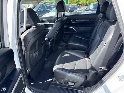 Used 2023 Kia Telluride S w/ S Sunroof Package image 17