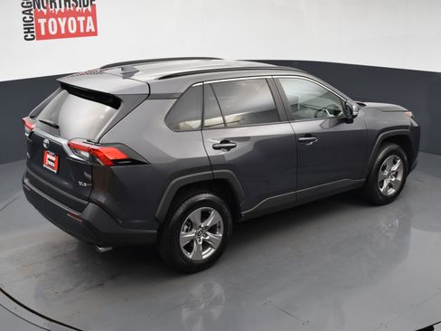 Used 2025 Toyota RAV4 XLE FWD image 19