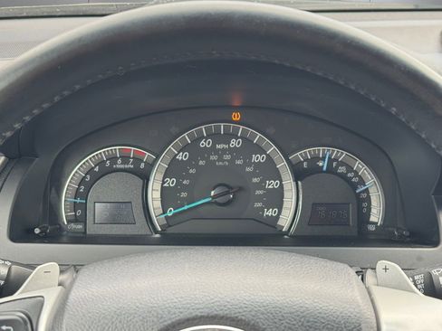 Used 2014 Toyota Camry SE FWD image 14
