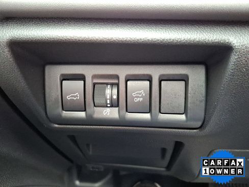 Certified 2025 Subaru Outback Limited AWD/4WD image 24