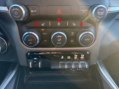 Used 2020 RAM 1500 Big Horn image 31