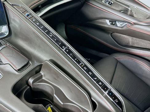 Used 2020 Chevrolet Corvette Stingray Premium Cpe w/ 3LT image 16