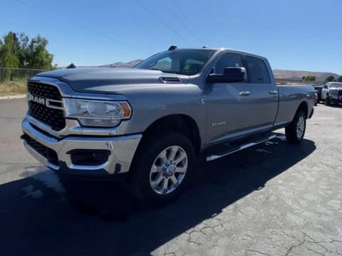Used 2022 RAM 3500 Big Horn w/ Level A Equipment Group AWD/4WD image 4