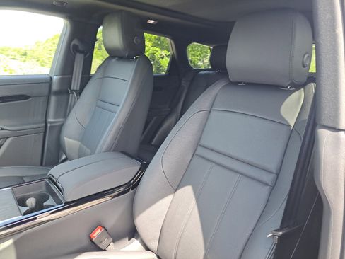 Certified 2024 Land Rover Range Rover Evoque Dynamic SE image 10