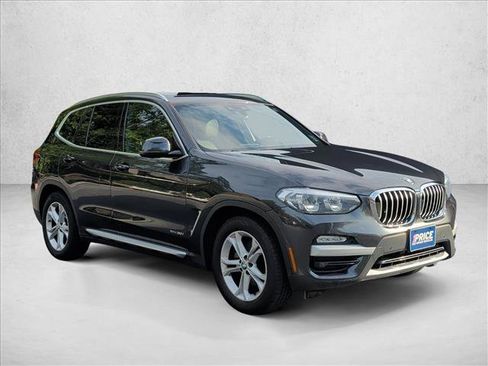 Used 2018 BMW X3 xDrive30i AWD/4WD image 3