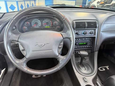 Used 2002 Ford Mustang GT RWD image 33