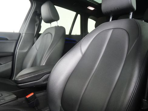 Used 2020 BMW X1 xDrive28i AWD/4WD image 7
