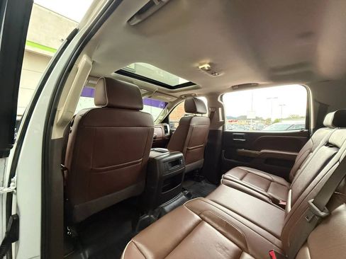 Used 2016 Chevrolet Silverado 2500 High Country w/ Duramax Plus Package AWD/4WD image 12