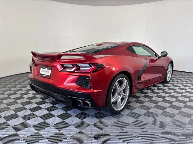 Used 2021 Chevrolet Corvette Stingray Preferred Cpe w/ Engine Appearance Package RWD image 39