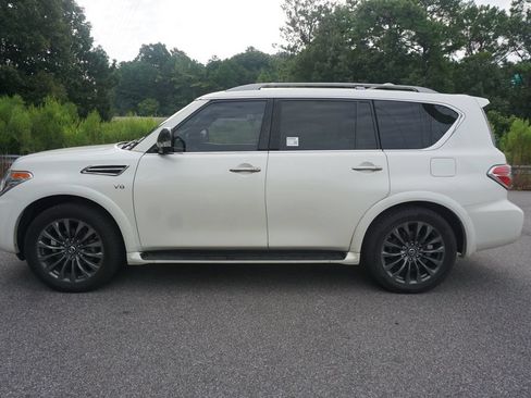 Used 2020 Nissan Armada Platinum w/ Platinum Reserve Package RWD image 23