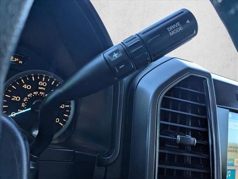 Used 2018 Ford F150 XLT w/ Equipment Group 302A Luxury image 11