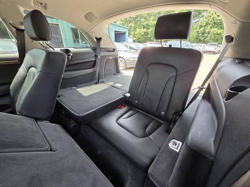 Used 2011 Audi Q7 3.0T S line Prestige w/ Cold Weather Pkg AWD/4WD image 17