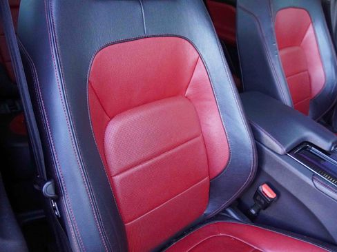 Used 2020 Jaguar F-PACE Checkered Flag image 13