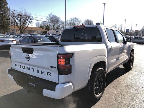 New 2026 Nissan Frontier SV image 13