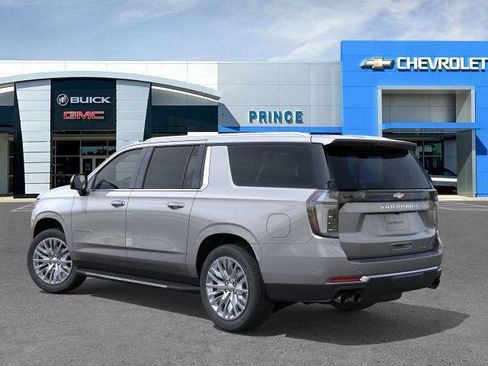 New 2026 Chevrolet Suburban Premier image 3