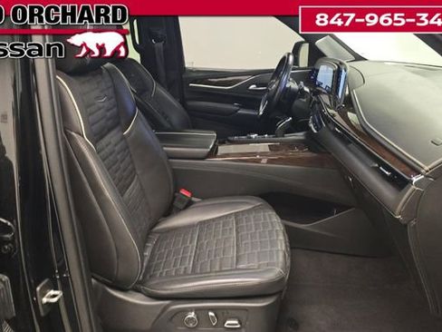 Used 2023 Cadillac Escalade Sport Platinum AWD/4WD image 8