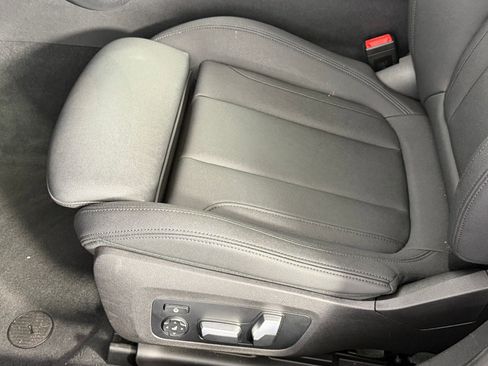 Used 2020 BMW 330i Sedan w/ Convenience Package image 13