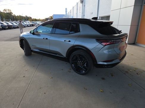 New 2026 Chevrolet Equinox EV RS image 11