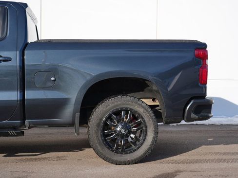 Used 2020 Chevrolet Silverado 1500 RST image 12