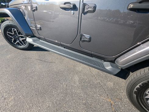 Used 2024 Jeep Wrangler Sahara w/ Technology Group image 28