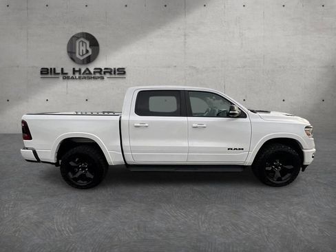 Used 2022 RAM 1500 Laramie AWD/4WD image 4