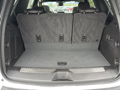 Used 2023 Chevrolet Tahoe High Country AWD/4WD image 21