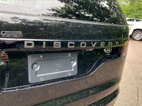 Used 2023 Land Rover Discovery HSE R-Dynamic AWD/4WD image 30