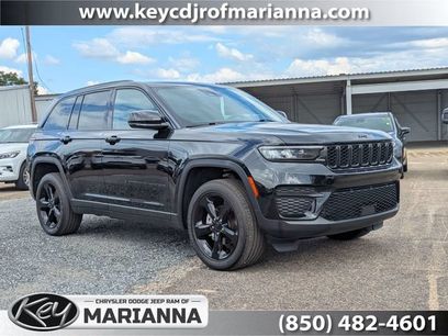 Used 2025 Jeep Grand Cherokee Altitude