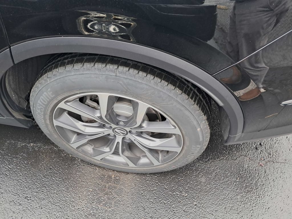 Used 2023 Acura MDX w/ Technology Package AWD/4WD image 9