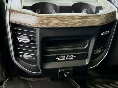 Used 2020 RAM 2500 Laramie AWD/4WD image 30