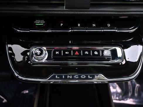 New 2026 Lincoln Corsair Reserve w/ Jet Appearance Package image 32