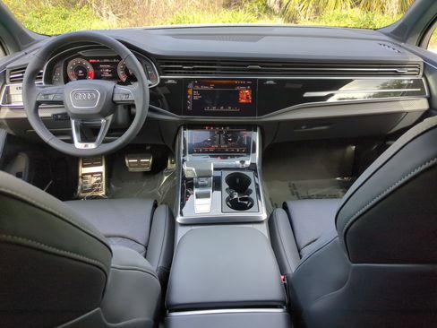 New 2026 Audi SQ7 Premium Plus image 13